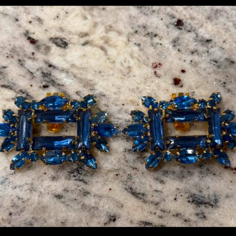 🪩 Embellished Shoe Clips 🪩 - Picture 5 of 5